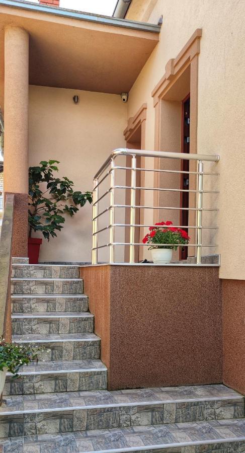 Apartments Nana Golubac Ngoại thất bức ảnh